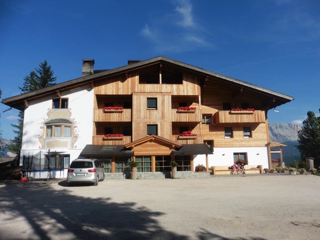Chalet Frapes San Martino in Badia Eksteriør billede